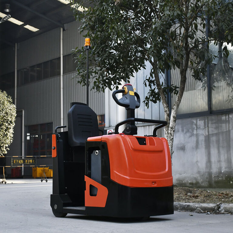 standing tow tractor E-MG30