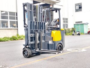 Maximize Warehouse Space with 4-Stage Quad Mast Articulated Forklifts 2 2 tons quad mast articulated forklift